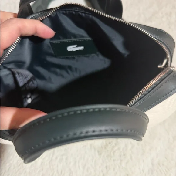Lacoste Dark Green and Cream Satchel - Picture 2 of 6